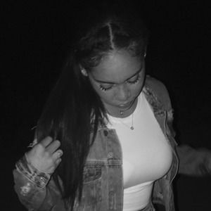 Meet your Posher, Joi k